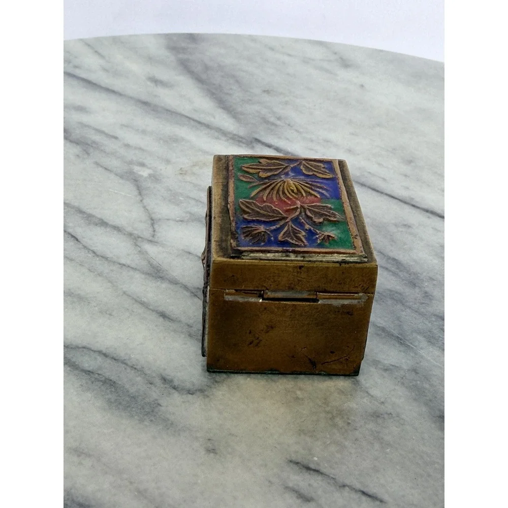 Vintage Chinese Brass Enamel Floral Trinket/Pill/Jewelry Box Champlevé